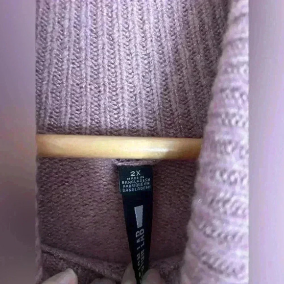 BNWOT Rose Pink Turtleneck  Sweater by Design Lab Size 2X - Picture 5 of 7